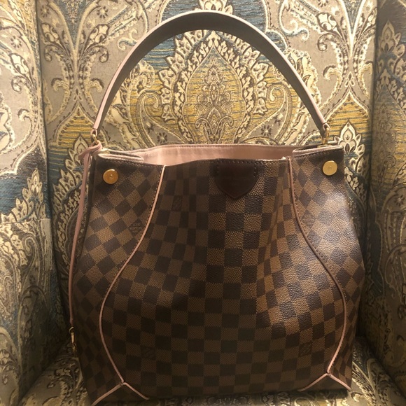 Louis Vuitton Handbags - Louis Vuitton Caissa Hobo Damier in Rose Ballerine